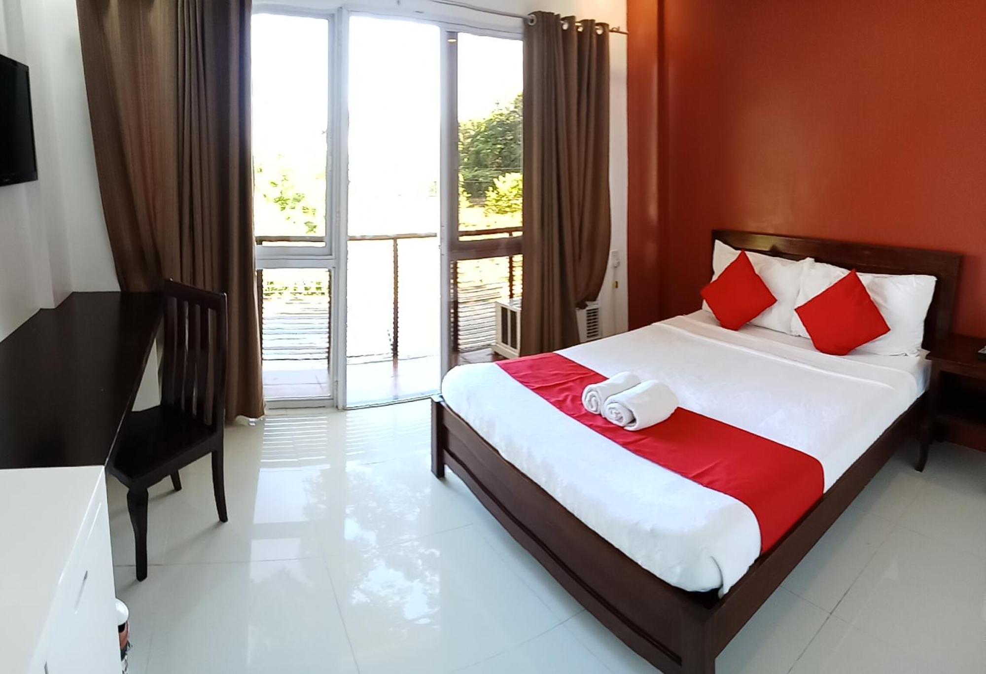 Royale Parc Hotel Puerto Princesa Palawan Exterior photo